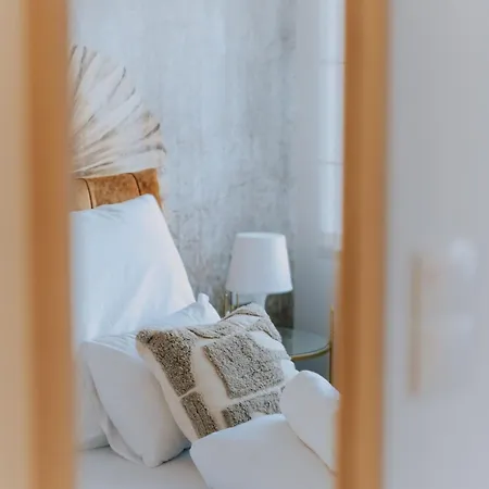 Oda ve Kahvaltı Maison De Luxe Segedin