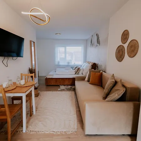 Maison De Luxe Oda ve Kahvaltı Segedin