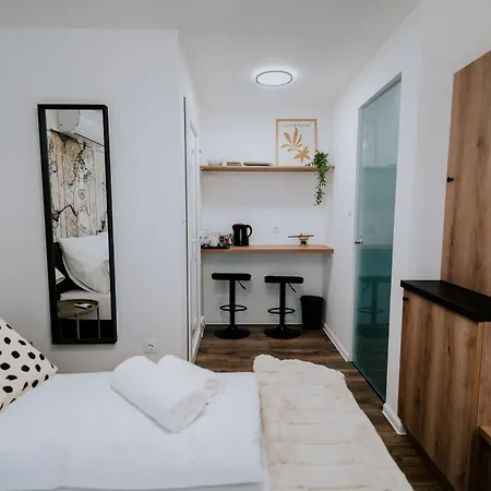 Maison De Luxe Oda ve Kahvaltı Segedin