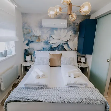 Bed & Breakfast Maison De Luxe *