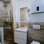 Maison De Luxe Couette-café 3*