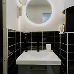Maison De Luxe Couette-café 3*