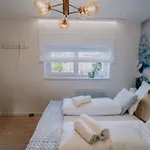 Couette-café Maison De Luxe 3*