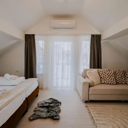 Maison De Luxe Bed & Breakfast Segedín