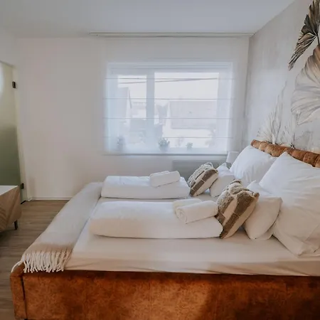 Maison De Luxe Bed & Breakfast