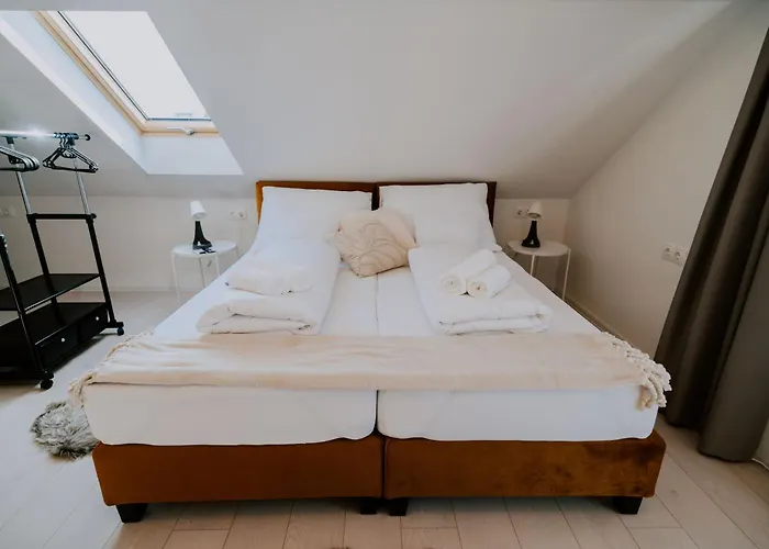 Maison De Luxe 3* Szeged