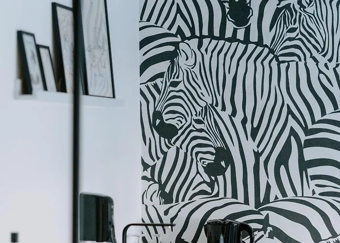 Maison De Luxe Bed & Breakfast 3*